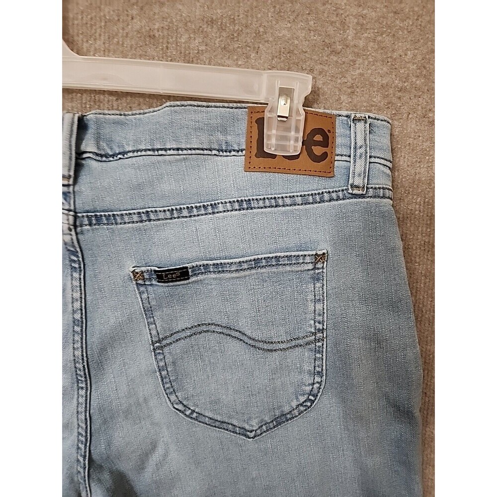 Lee Legendary Mid Rise Capri Jeans Womens 18 Light Blue Raw Hem Stretch NEW - Picture 8 of 11